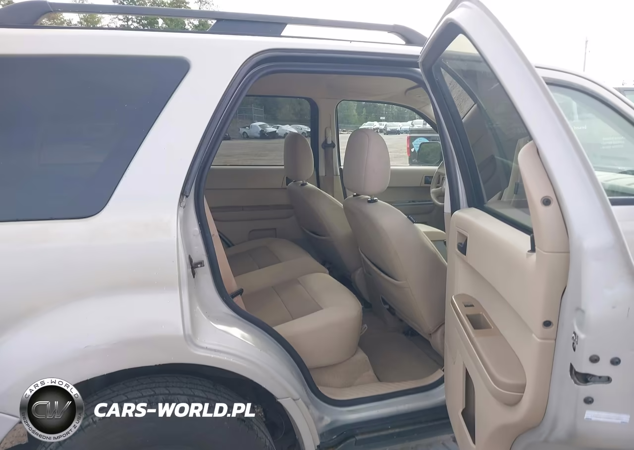 2008 Ford Escape Xlt VIN:1FMCU03108KC06209 - 8