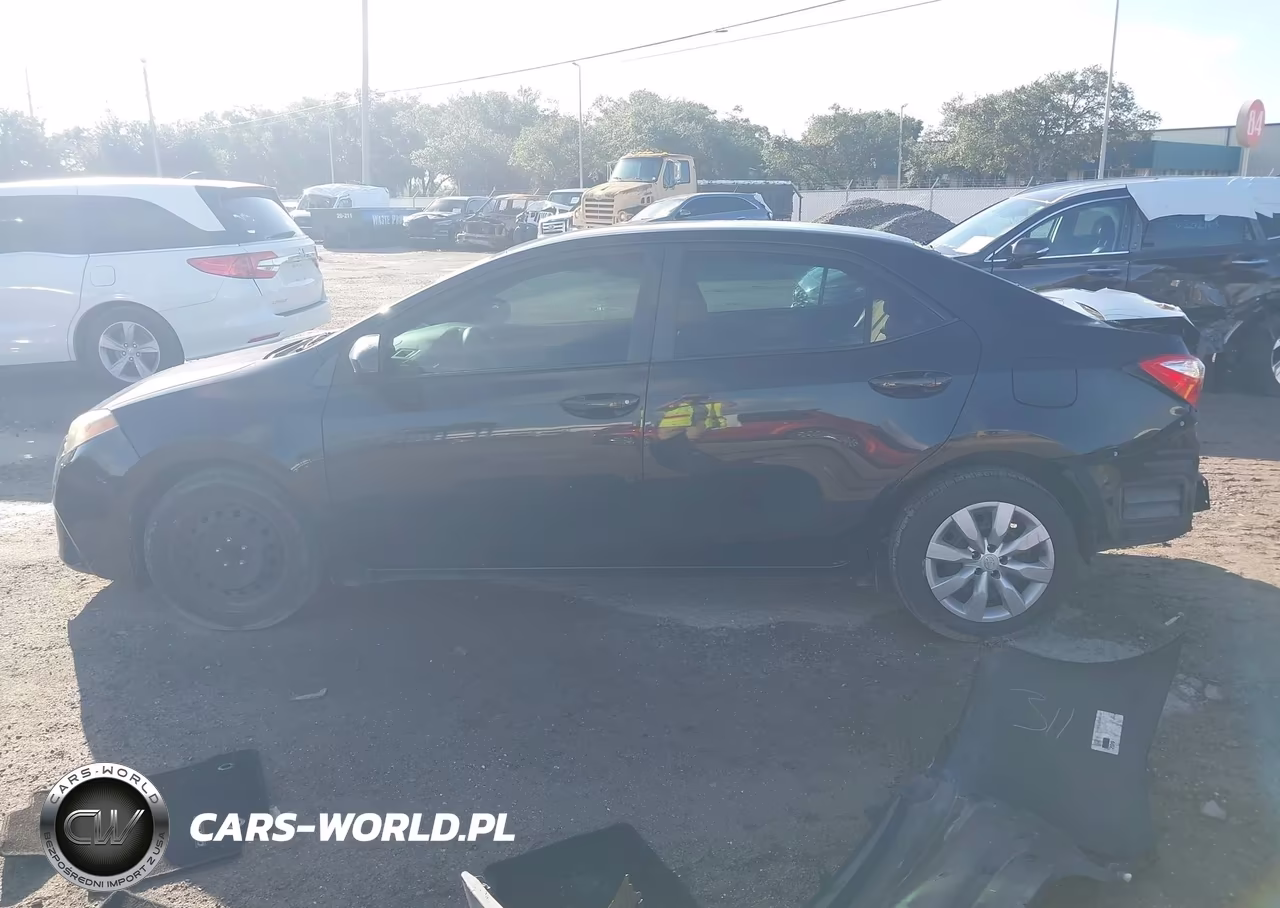 2015 Toyota Corolla Le VIN:2T1BURHEXFC266724 - 15