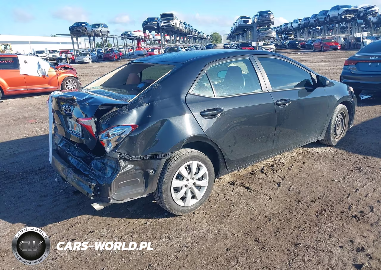 2015 Toyota Corolla Le VIN:2T1BURHEXFC266724 - 4