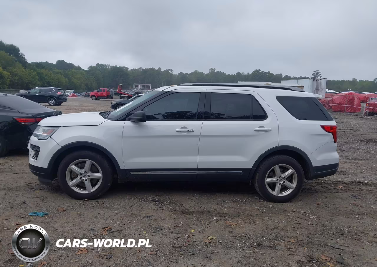 2018 Ford Explorer Xlt VIN:1FM5K7D86JGB26263 - 14