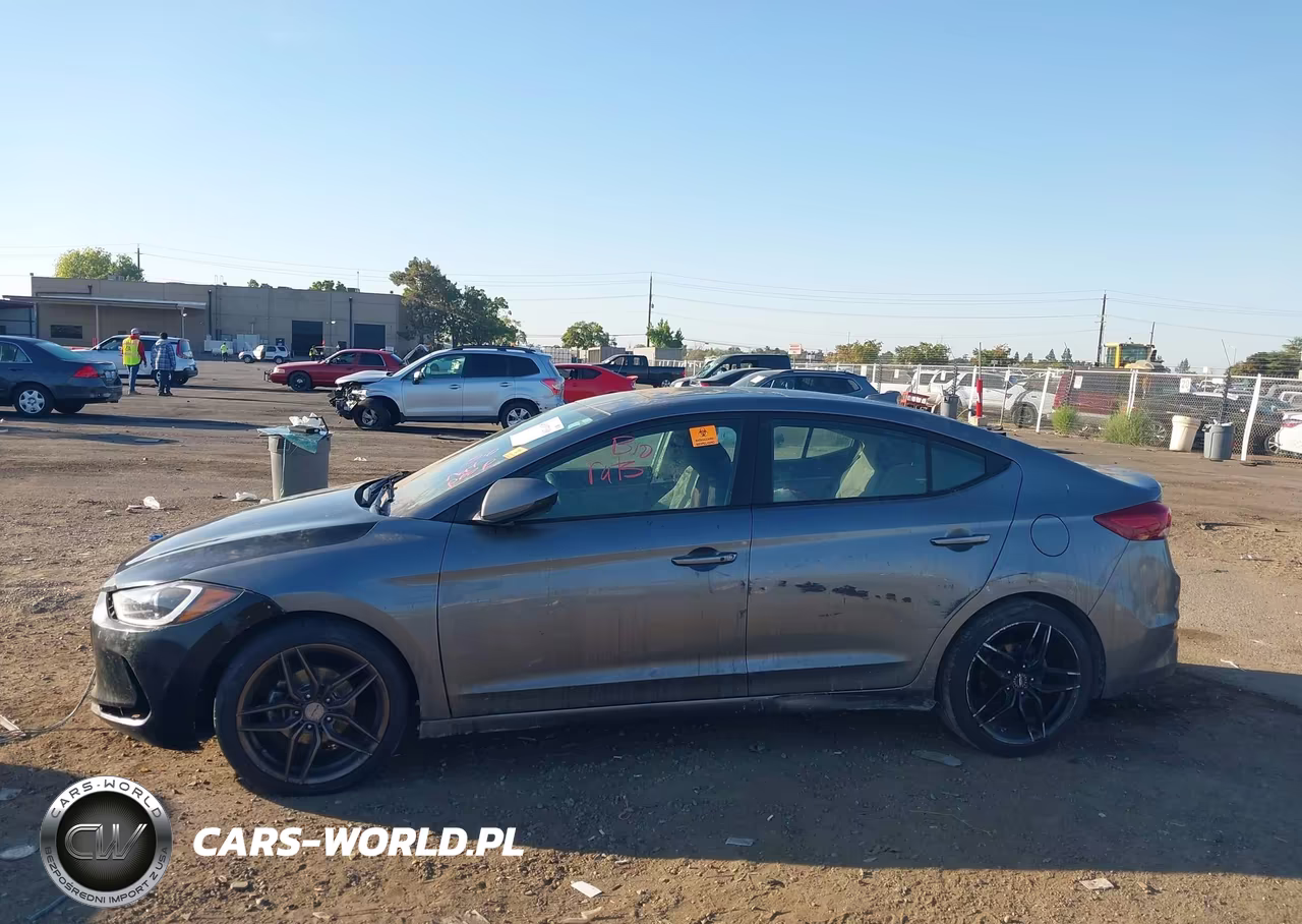 2018 Hyundai Elantra Value Edition VIN:5NPD84LF8JH345525 - 14