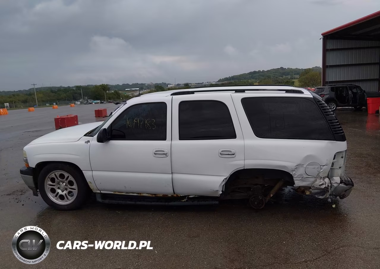 2005 Chevrolet Tahoe Ls VIN:1GNEC13V75R256690 - 15