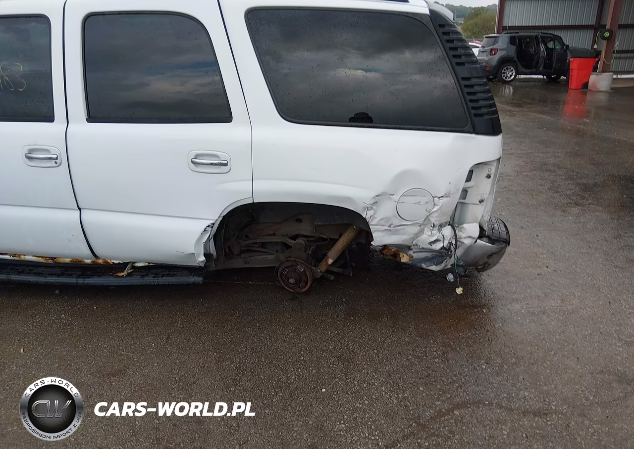 2005 Chevrolet Tahoe Ls VIN:1GNEC13V75R256690 - 6