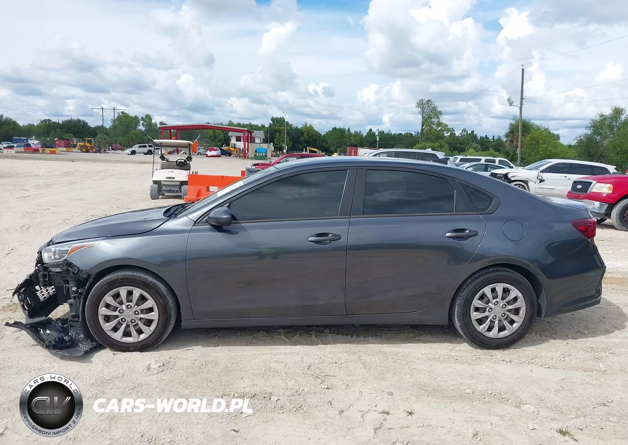 2021 Kia Forte Fe VIN:3KPF24ADXME323630 - 14