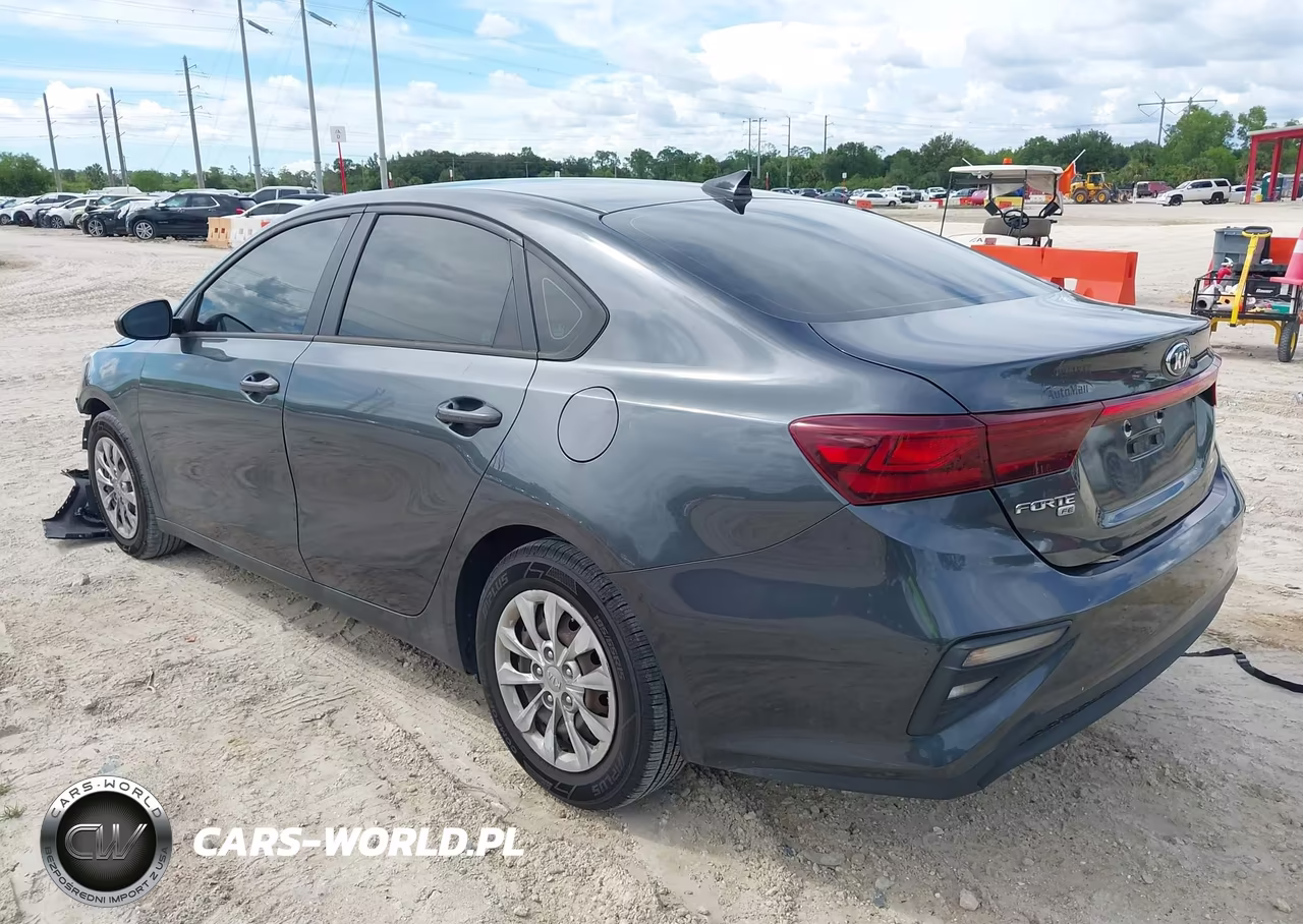 2021 Kia Forte Fe VIN:3KPF24ADXME323630 - 3