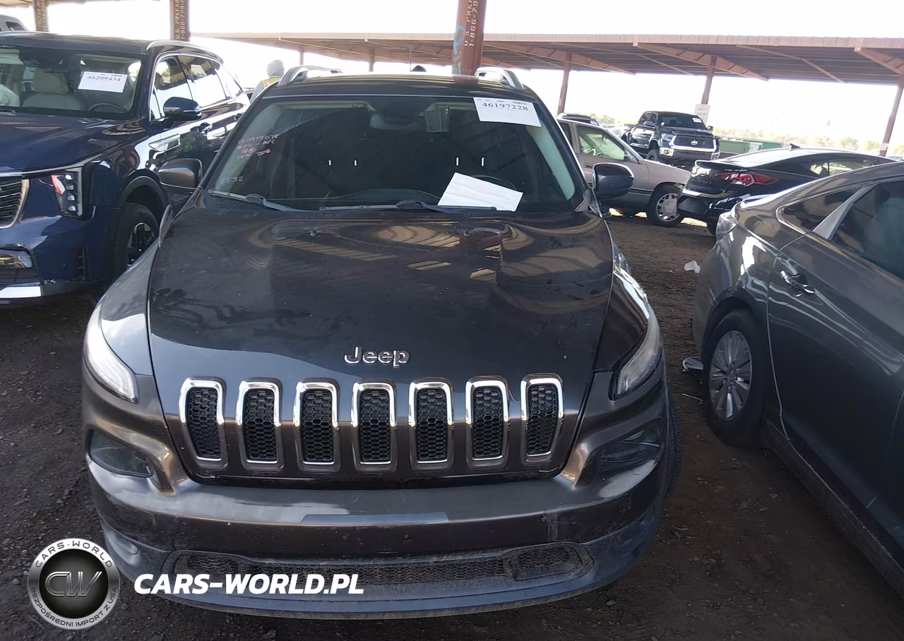 2015 Jeep Cherokee Latitude VIN:1C4PJMCB9FW668532 - 12