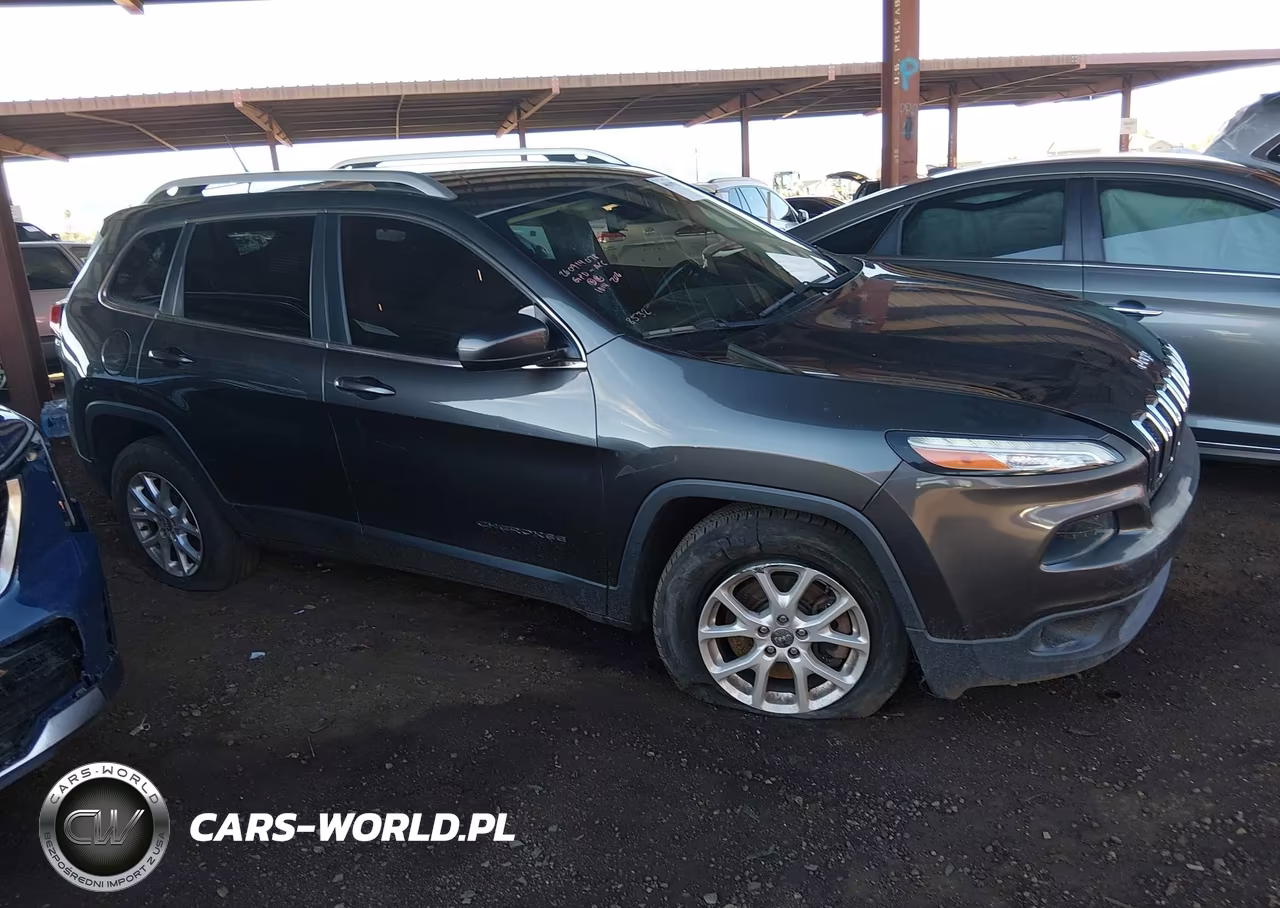 2015 Jeep Cherokee Latitude VIN:1C4PJMCB9FW668532 - 13