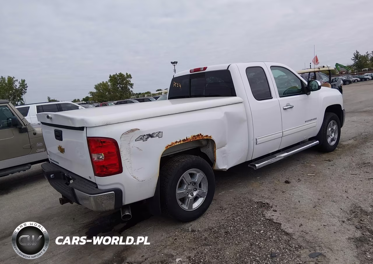 2013 Chevrolet Silverado 1500 Lt VIN:1GCRKSE75DZ319639 - 4
