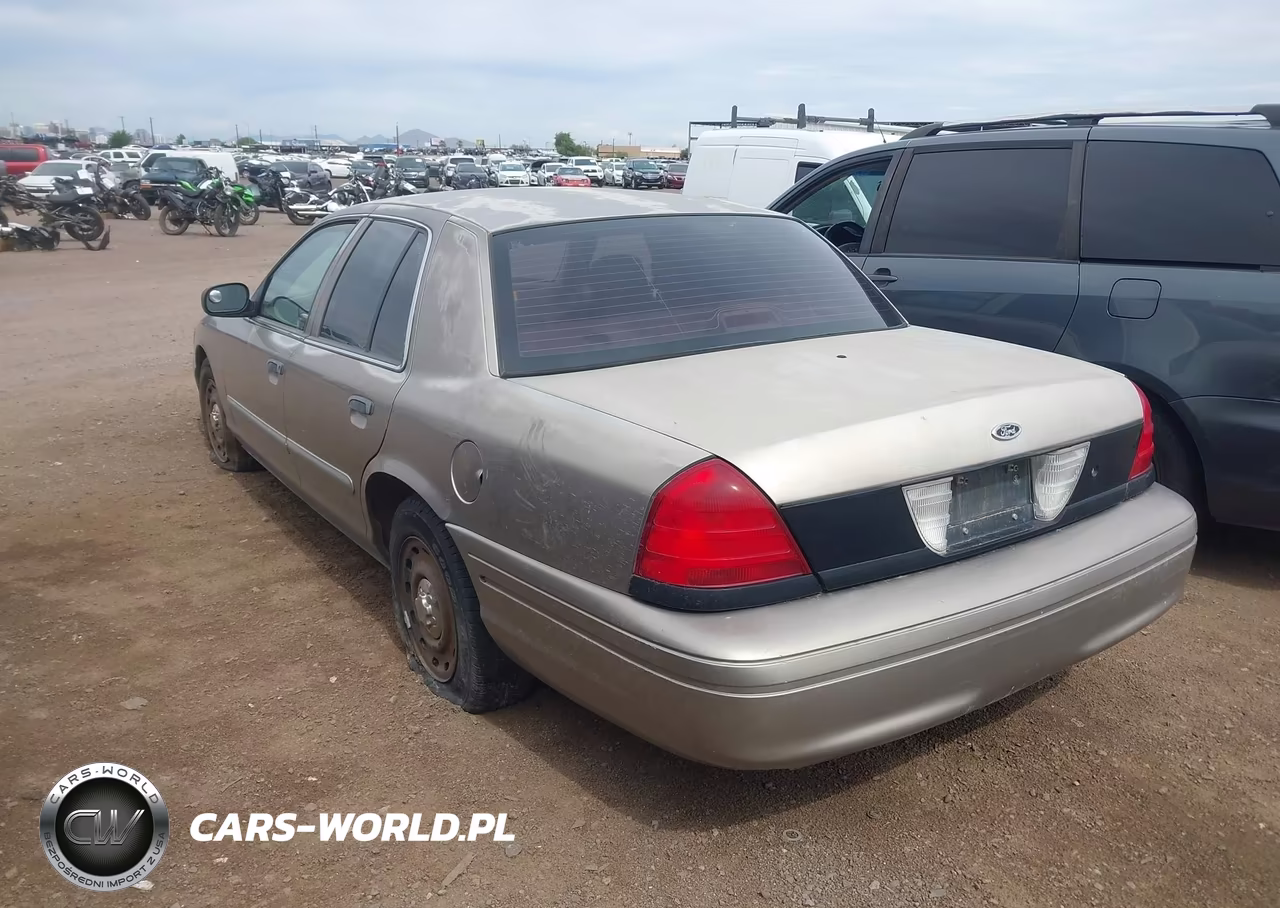 2004 Ford Crown Victoria Police VIN:2FAHP71W84X142507 - 3