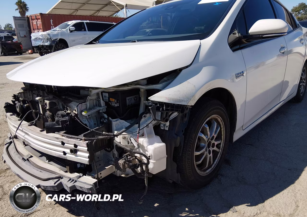 2017 Toyota Prius Prime Premium VIN:JTDKARFP5H3054080 - 18