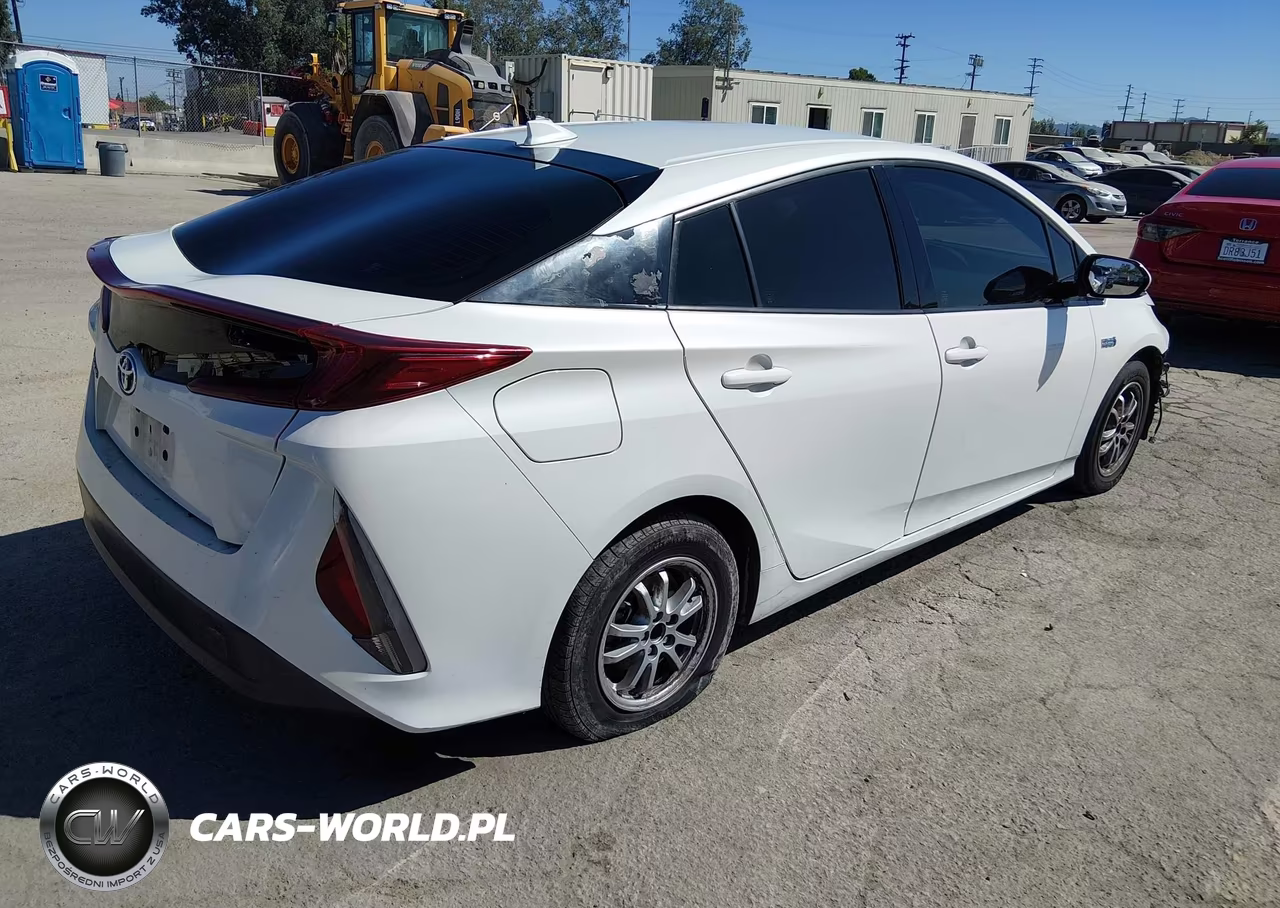 2017 Toyota Prius Prime Premium VIN:JTDKARFP5H3054080 - 4