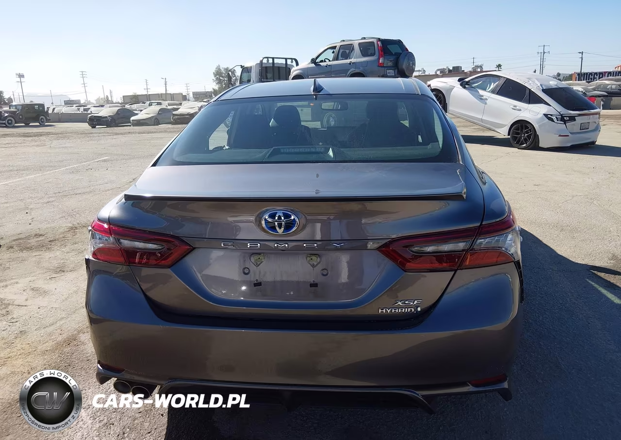 2024 Toyota Camry Hybrid Xse VIN:4T1K31AKXRU073321 - 16