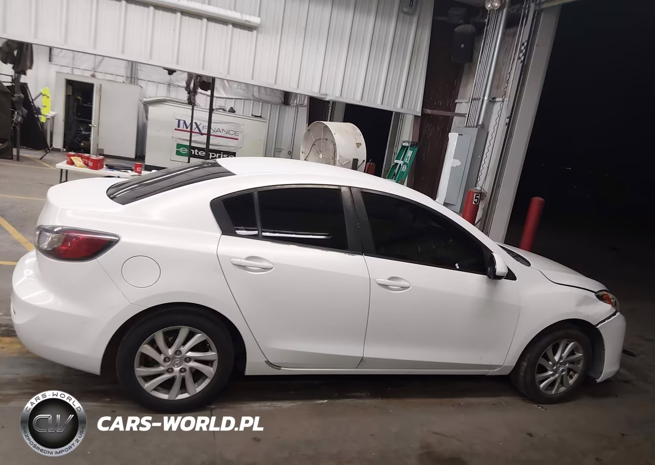 2012 Mazda Mazda3 I Touring VIN:JM1BL1VG8C1503706 - 13
