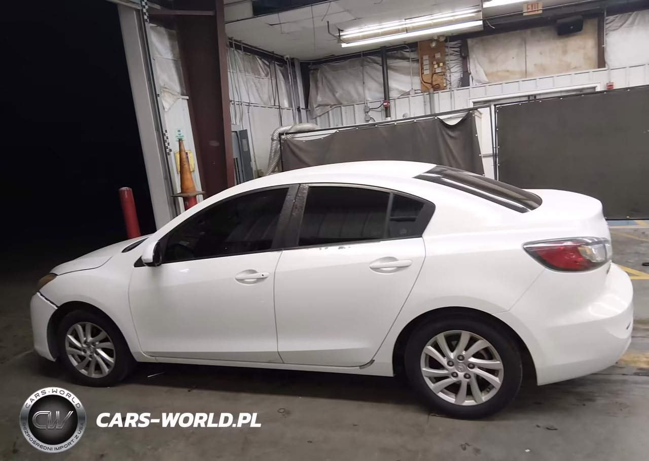 2012 Mazda Mazda3 I Touring VIN:JM1BL1VG8C1503706 - 14