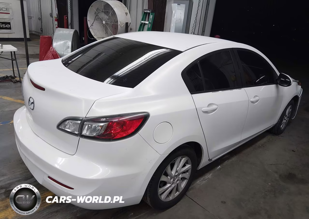 2012 Mazda Mazda3 I Touring VIN:JM1BL1VG8C1503706 - 4