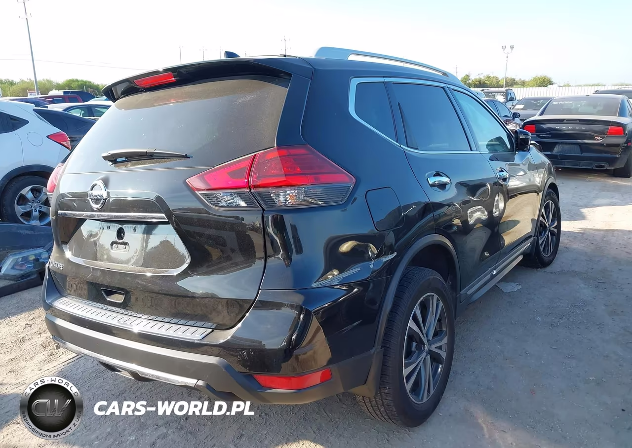 2017 Nissan Rogue Sl VIN:5N1AT2MT9HC881718 - 4