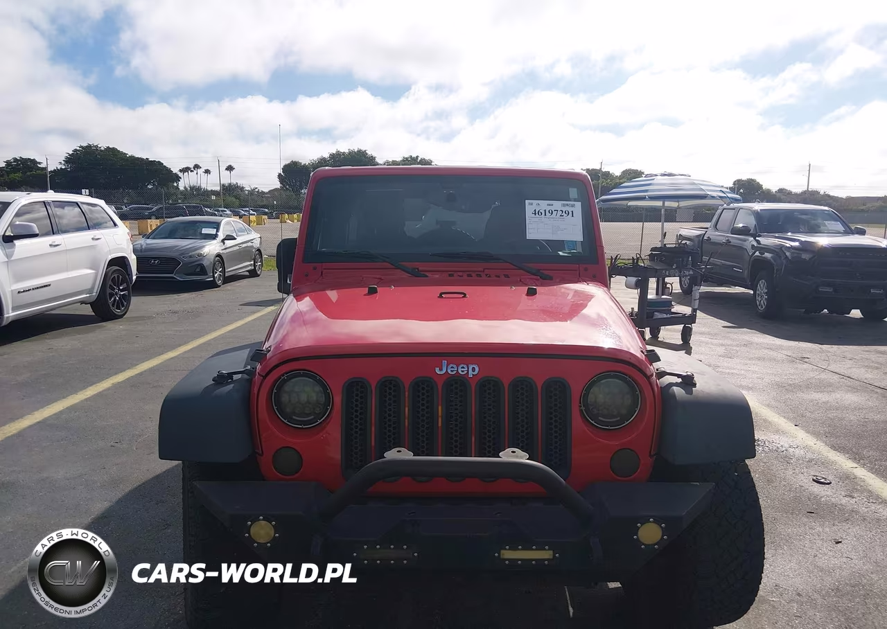 2017 Jeep Wrangler Unlimited Sport 4X4 VIN:1C4BJWDGXHL698837 - 12