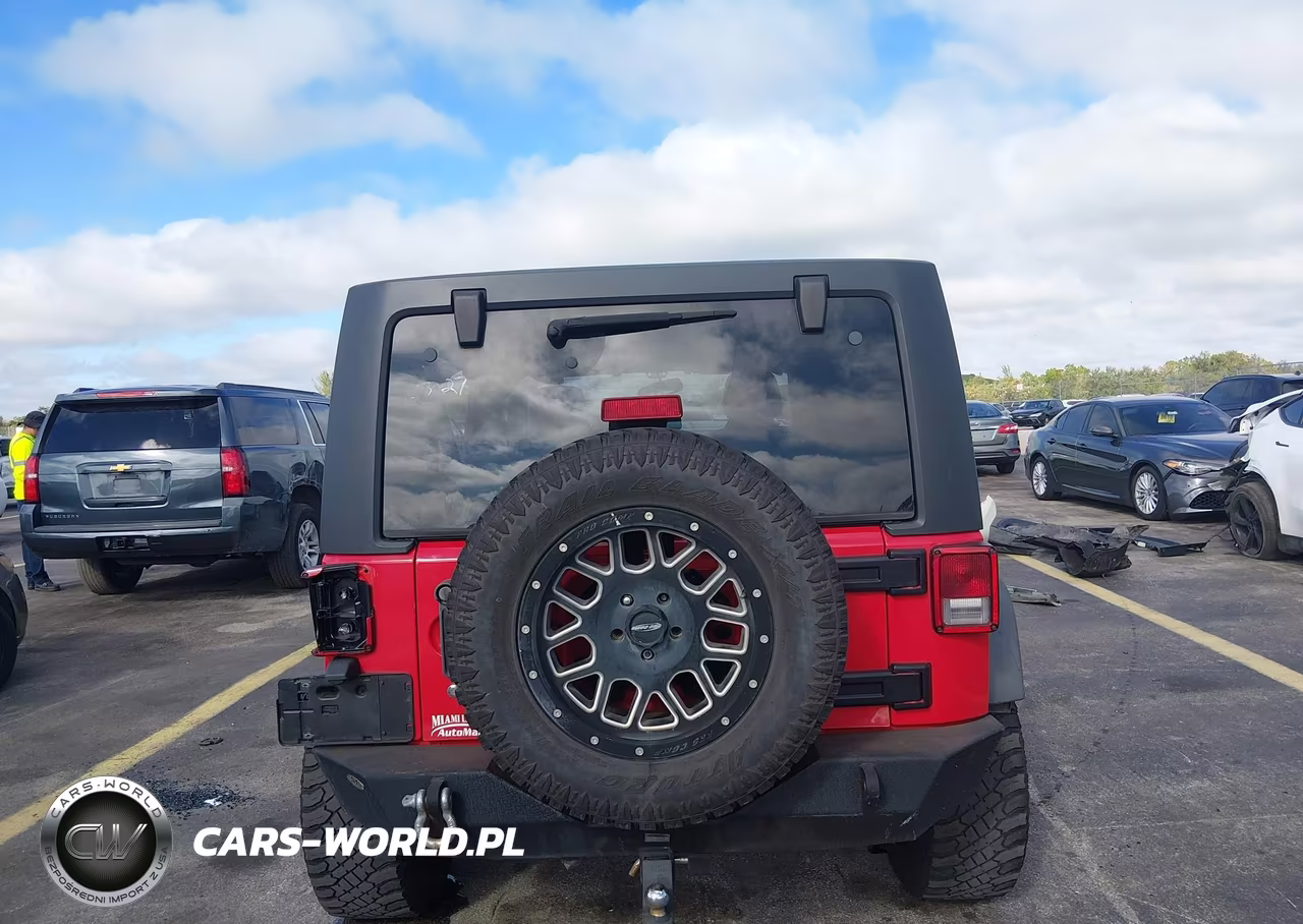 2017 Jeep Wrangler Unlimited Sport 4X4 VIN:1C4BJWDGXHL698837 - 16