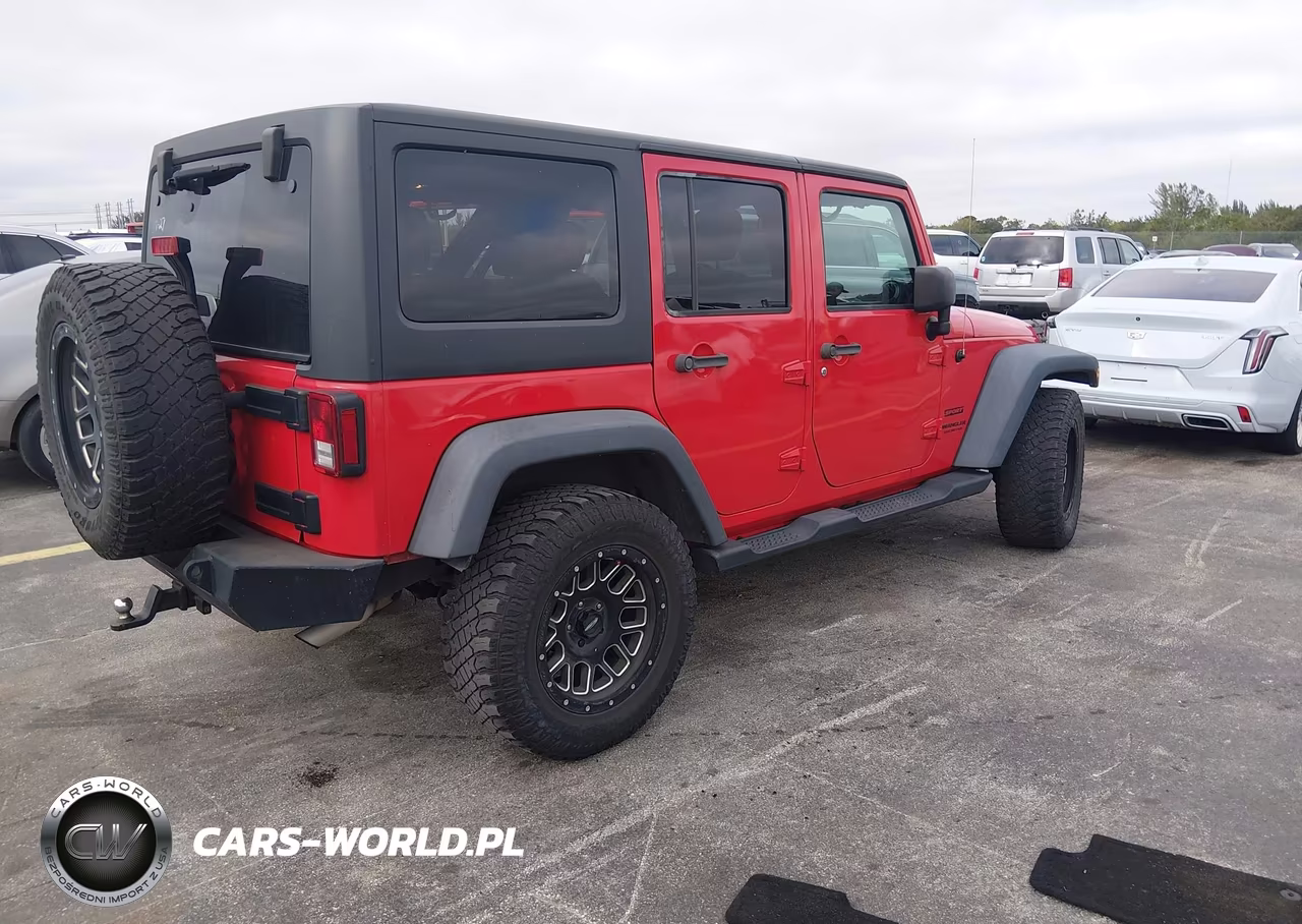 2017 Jeep Wrangler Unlimited Sport 4X4 VIN:1C4BJWDGXHL698837 - 4
