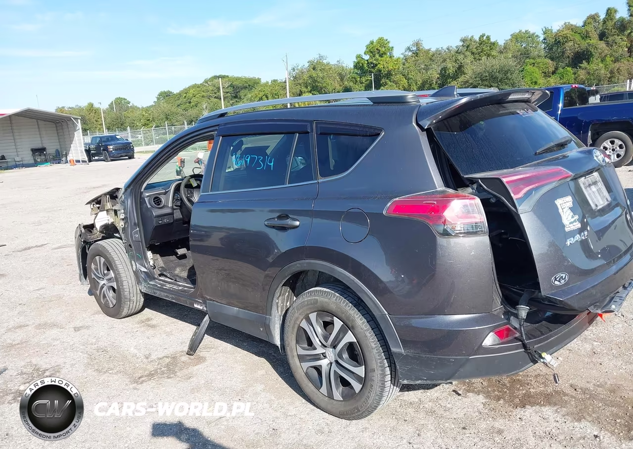 2017 Toyota Rav4 Le VIN:2T3ZFREV2HW350820 - 3