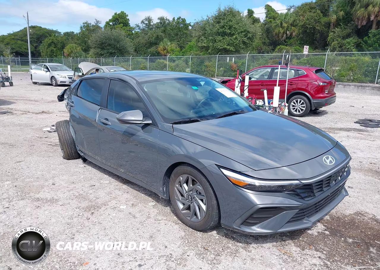 2024 Hyundai Elantra Sel
