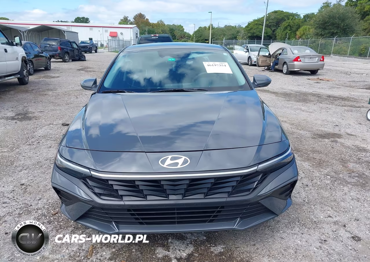 2024 Hyundai Elantra Sel VIN:KMHLM4DGXRU750362 - 12
