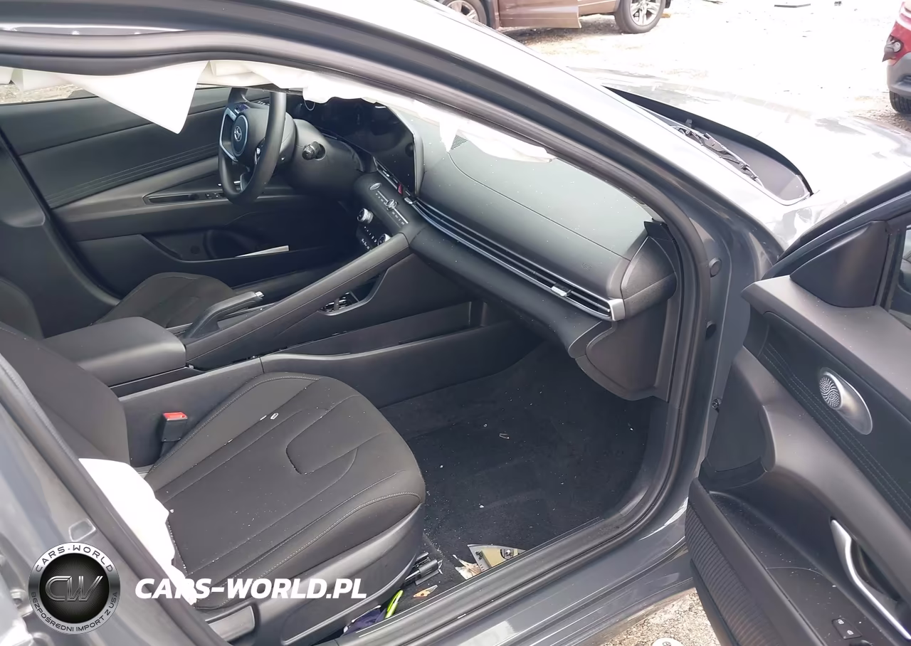 2024 Hyundai Elantra Sel VIN:KMHLM4DGXRU750362 - 5