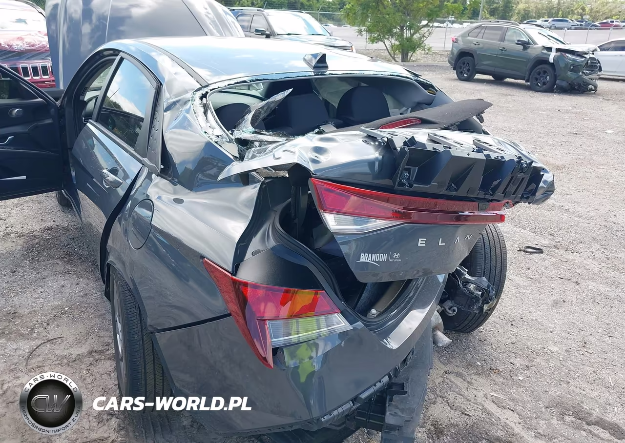 2024 Hyundai Elantra Sel VIN:KMHLM4DGXRU750362 - 6