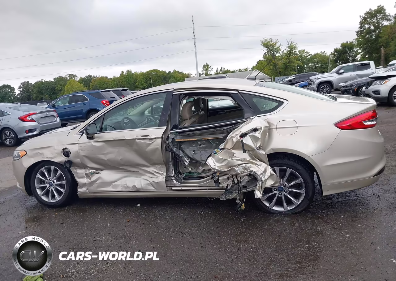 2018 Ford Fusion Energi Se Luxury VIN:3FA6P0PU0JR160014 - 14