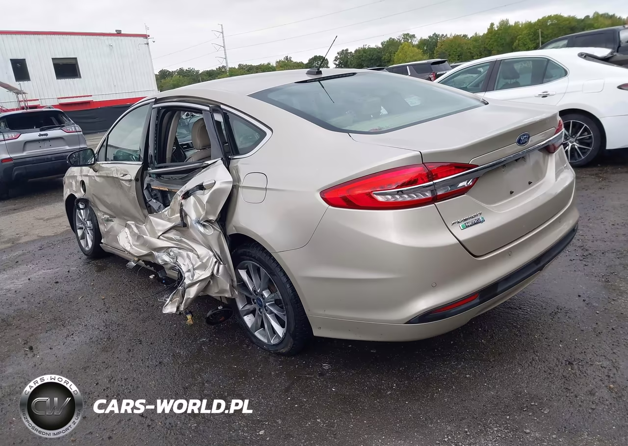 2018 Ford Fusion Energi Se Luxury VIN:3FA6P0PU0JR160014 - 3