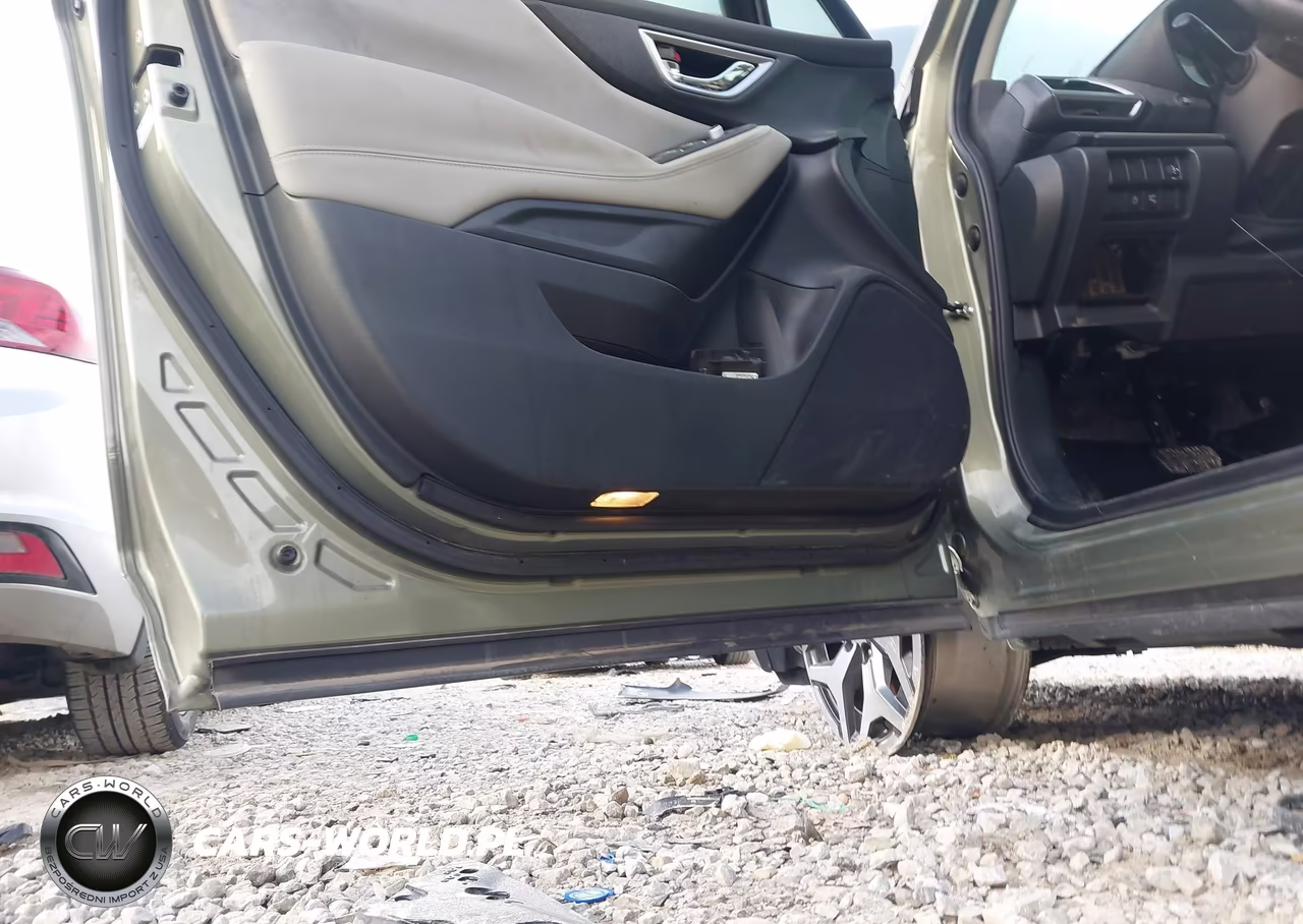 2020 Subaru Forester Premium VIN:JF2SKAJC5LH533065 - 18