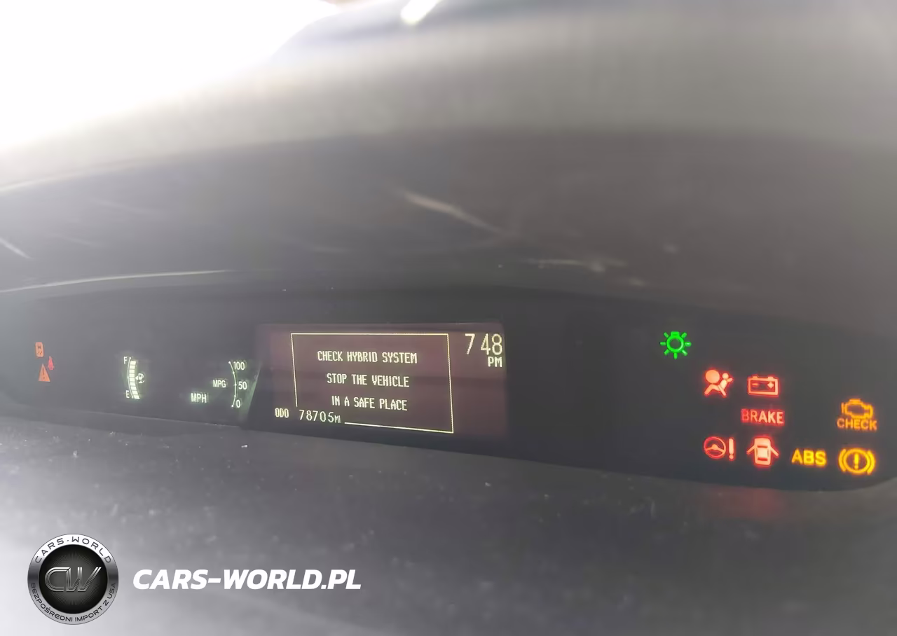 2015 Toyota Prius Five-Four-Persona Series Special Edition-Three-Two VIN:JTDKN3DU8F1992612 - 7