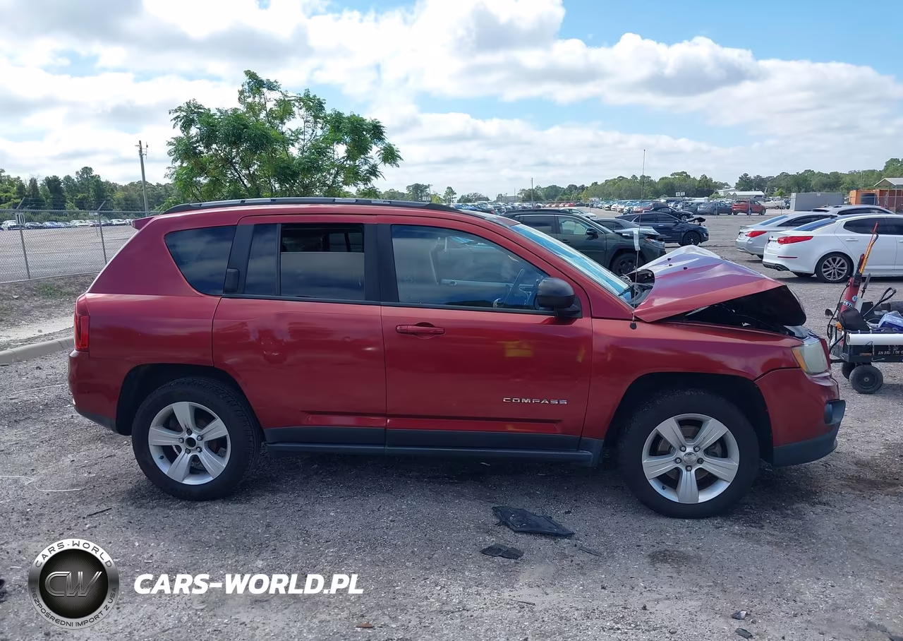 2016 Jeep Compass Sport VIN:1C4NJCBA0GD560680 - 13