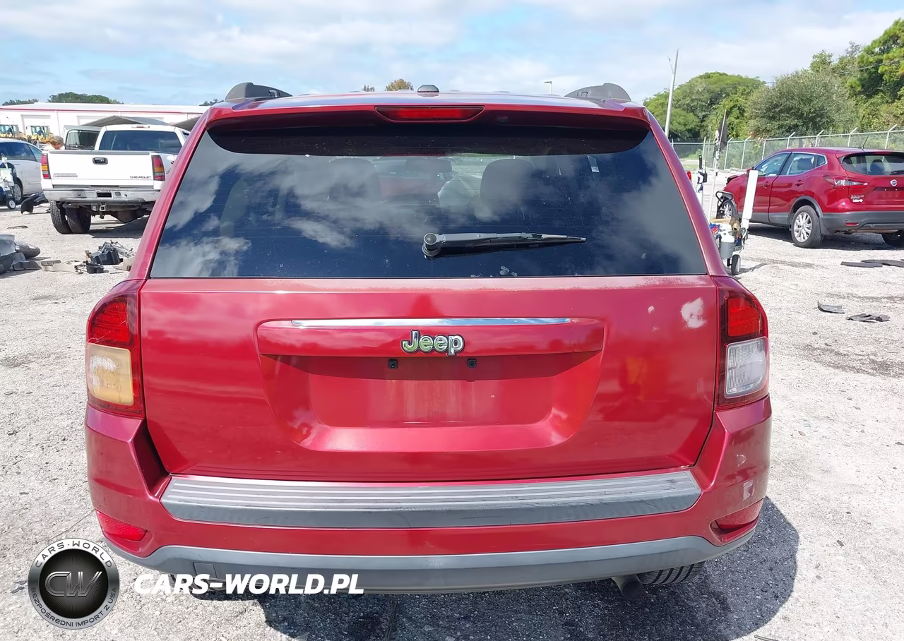 2016 Jeep Compass Sport VIN:1C4NJCBA0GD560680 - 16