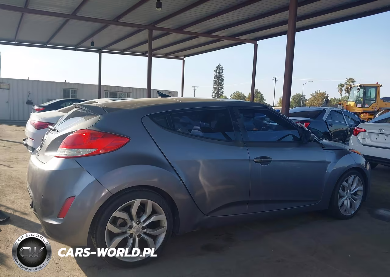 2012 Hyundai Veloster Base W-Black VIN:KMHTC6ADXCU066900 - 13