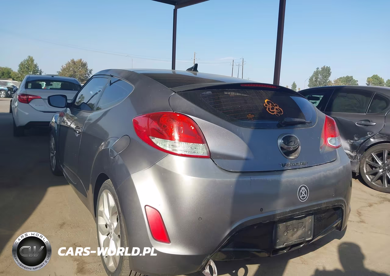 2012 Hyundai Veloster Base W-Black VIN:KMHTC6ADXCU066900 - 3