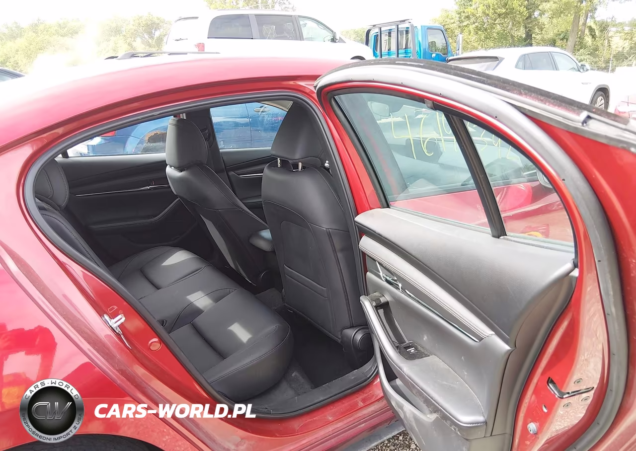 2021 Mazda Mazda3 Preferred VIN:JM1BPACLXM1303772 - 8