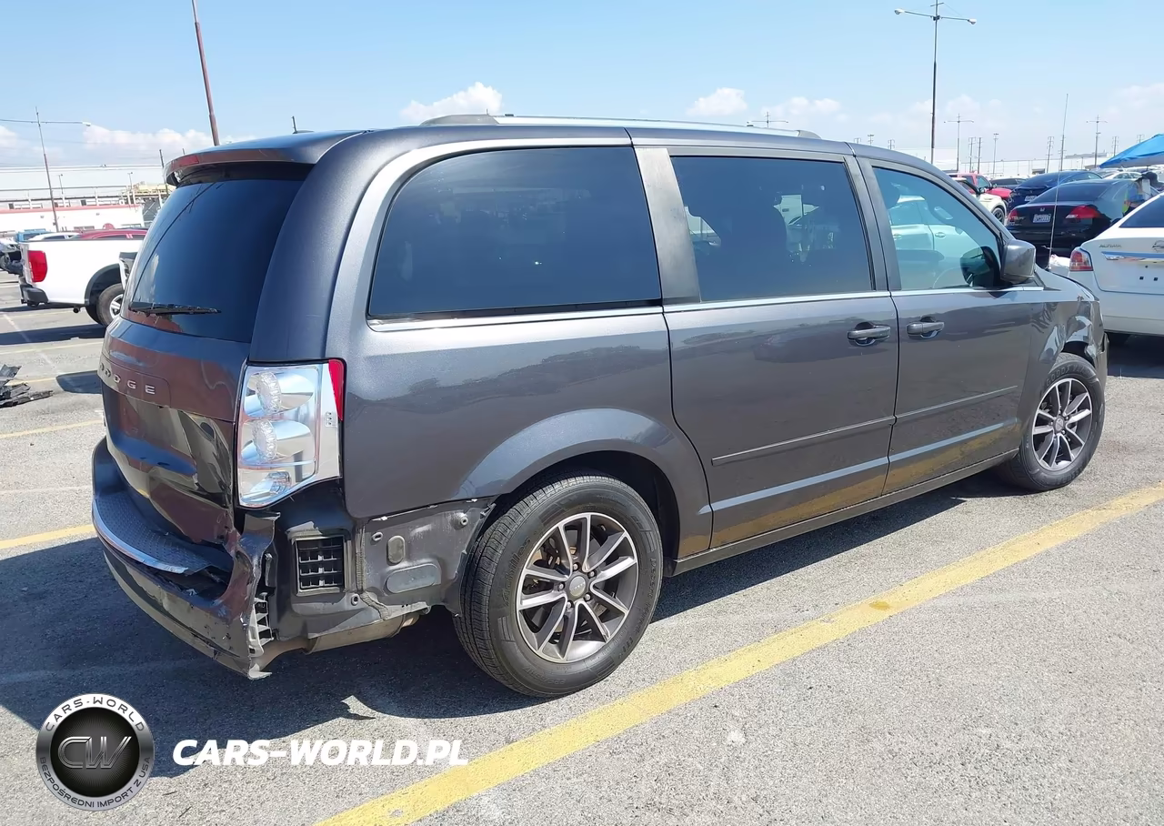 2017 Dodge Grand Caravan Sxt VIN:2C4RDGCG4HR800248 - 4