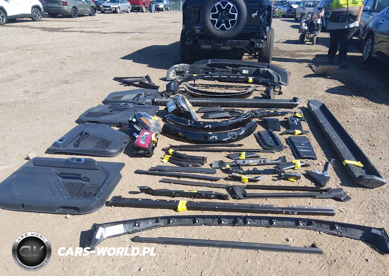 2025 Ford Bronco Outer Banks VIN:1FMDE8BH6SLB76424 - 12