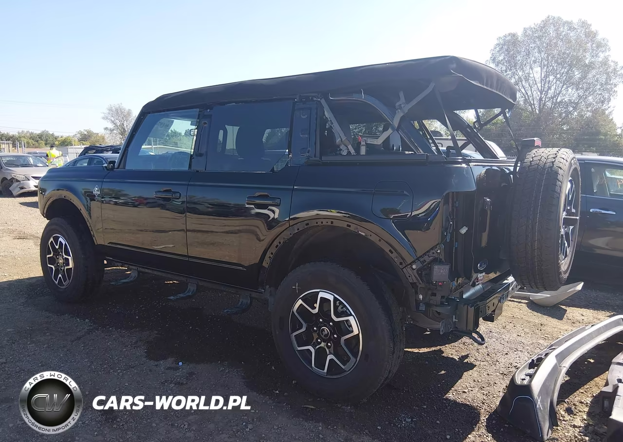 2025 Ford Bronco Outer Banks VIN:1FMDE8BH6SLB76424 - 3