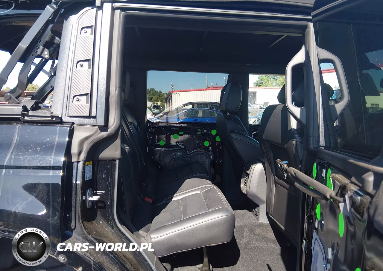2025 Ford Bronco Outer Banks VIN:1FMDE8BH6SLB76424 - 8