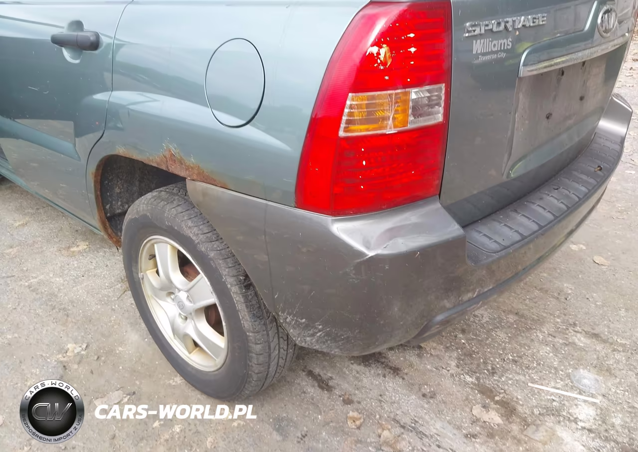 2007 Kia Sportage Lx VIN:KNDJE724X77451050 - 6