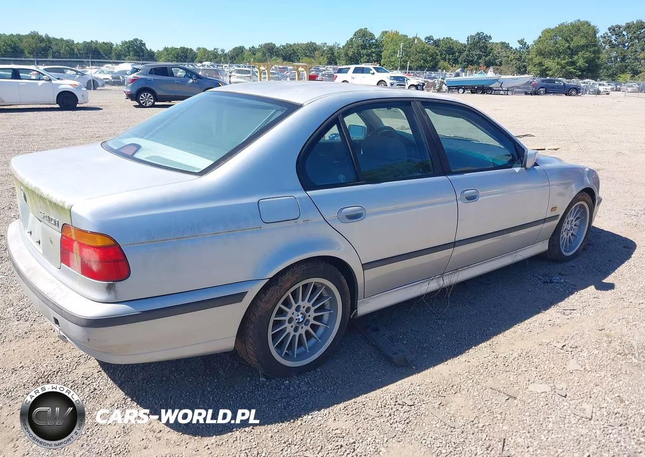 1998 BMW 5 Series 540I VIN:WBADE5321WBV94623 - 4