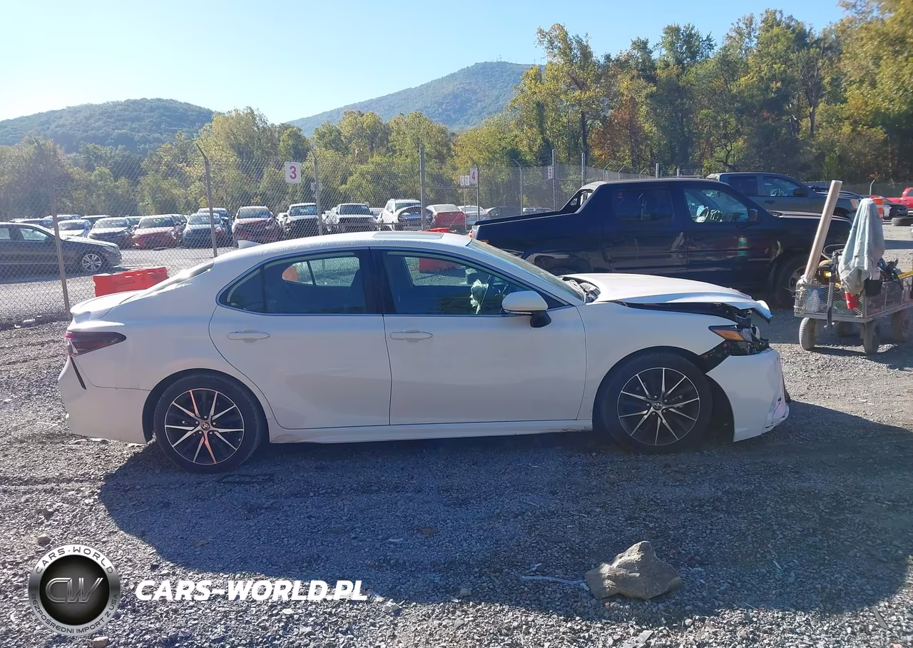 2021 Toyota Camry Se VIN:4T1G11AK2MU498164 - 13