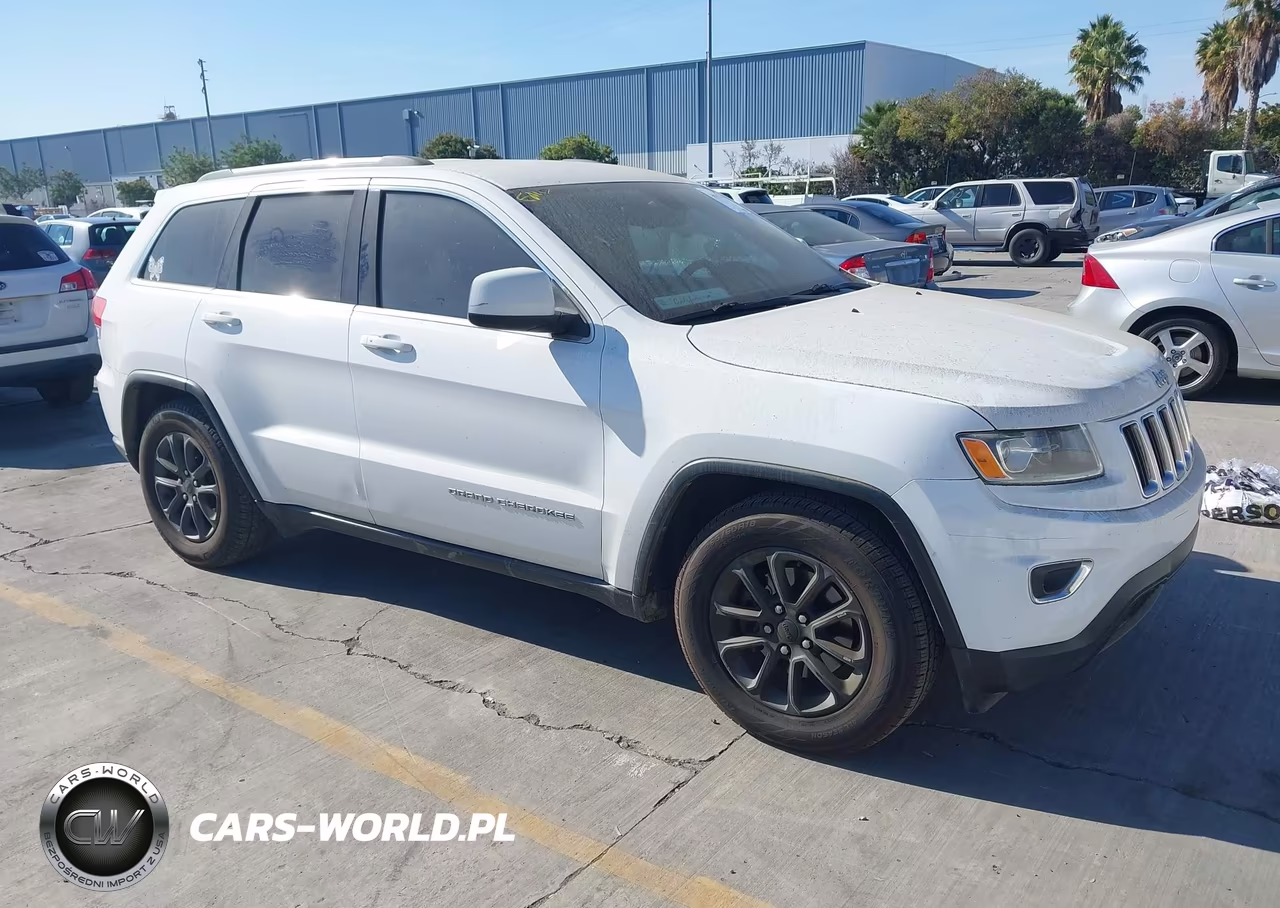 2015 Jeep Grand Cherokee Laredo VIN:1C4RJEAG5FC199096 - 1