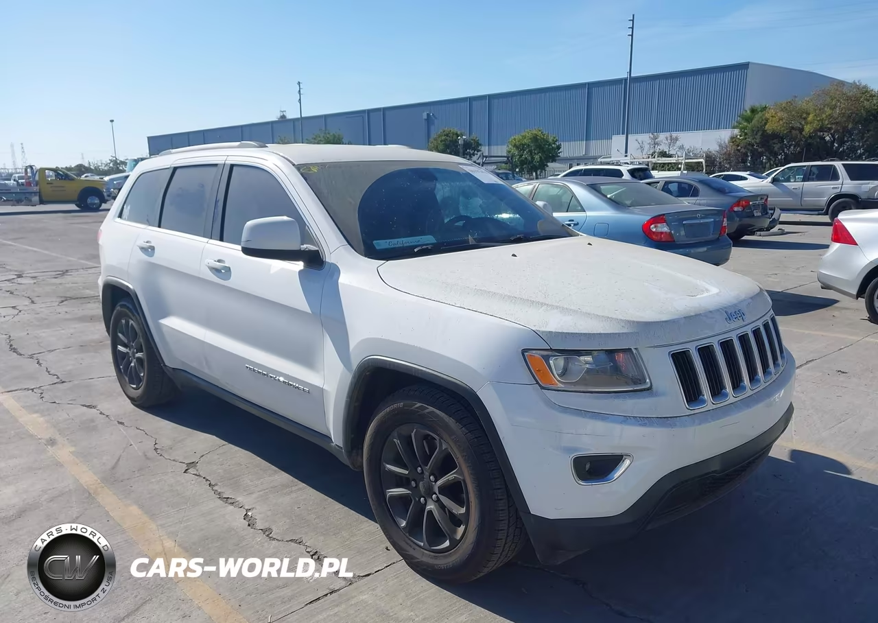 2015 Jeep Grand Cherokee Laredo VIN:1C4RJEAG5FC199096 - 12