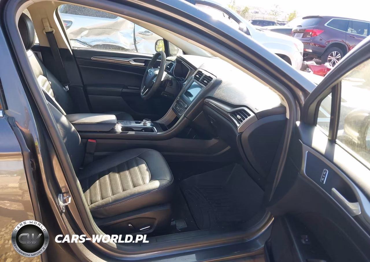 2017 Ford Fusion Se VIN:3FA6P0HD6HR304819 - 5