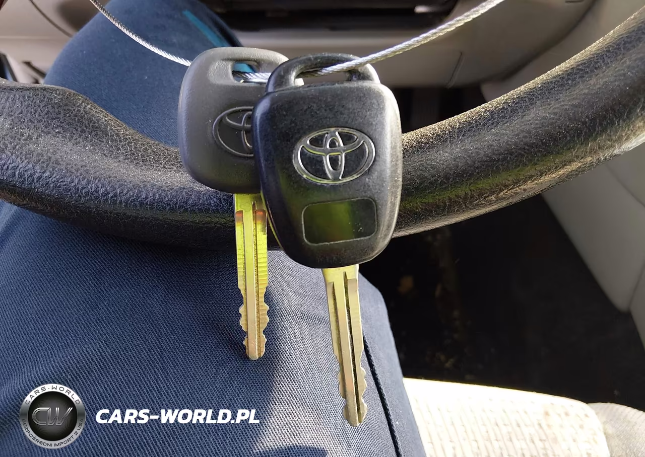 2013 Toyota Camry Le VIN:4T4BF1FK6DR308098 - 11