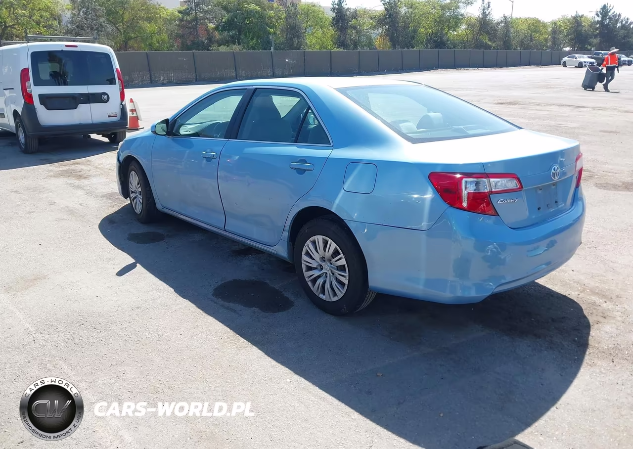 2013 Toyota Camry Le VIN:4T4BF1FK6DR308098 - 3