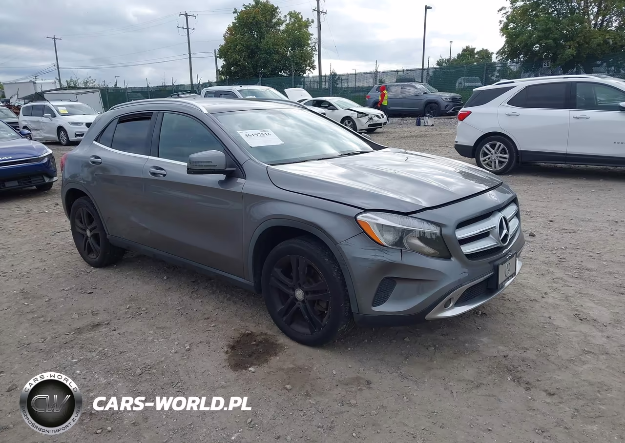 2015 Mercedes-Benz Gla 250 4Matic – zdjęcie 1 z 16